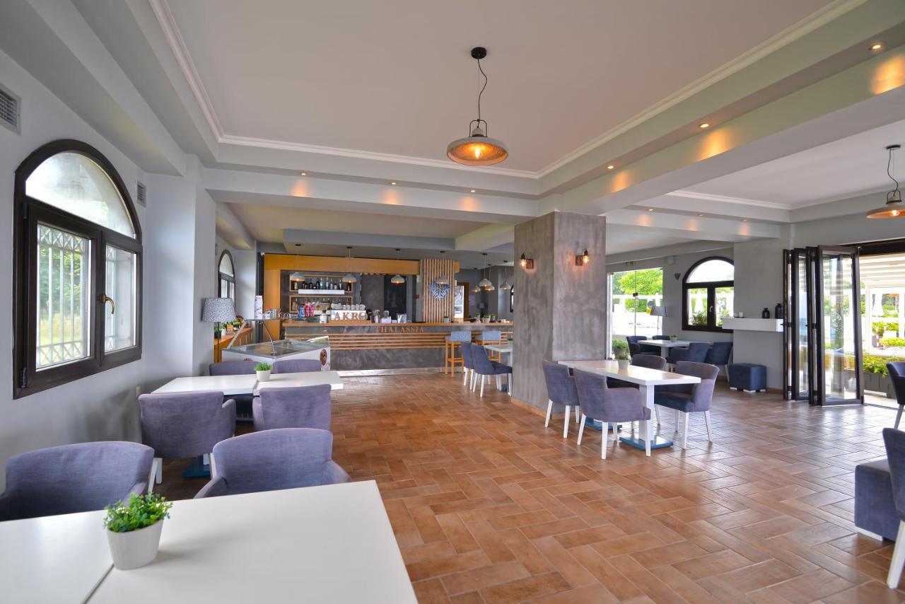 Tiara Holidays - Akrothalassia - restaurant